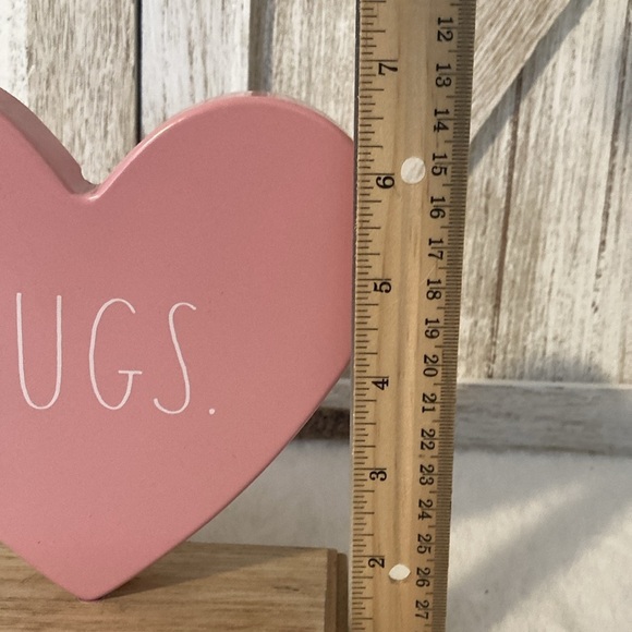 Rae Dunn Hugs Tabletop Sign - Picture 3 of 5